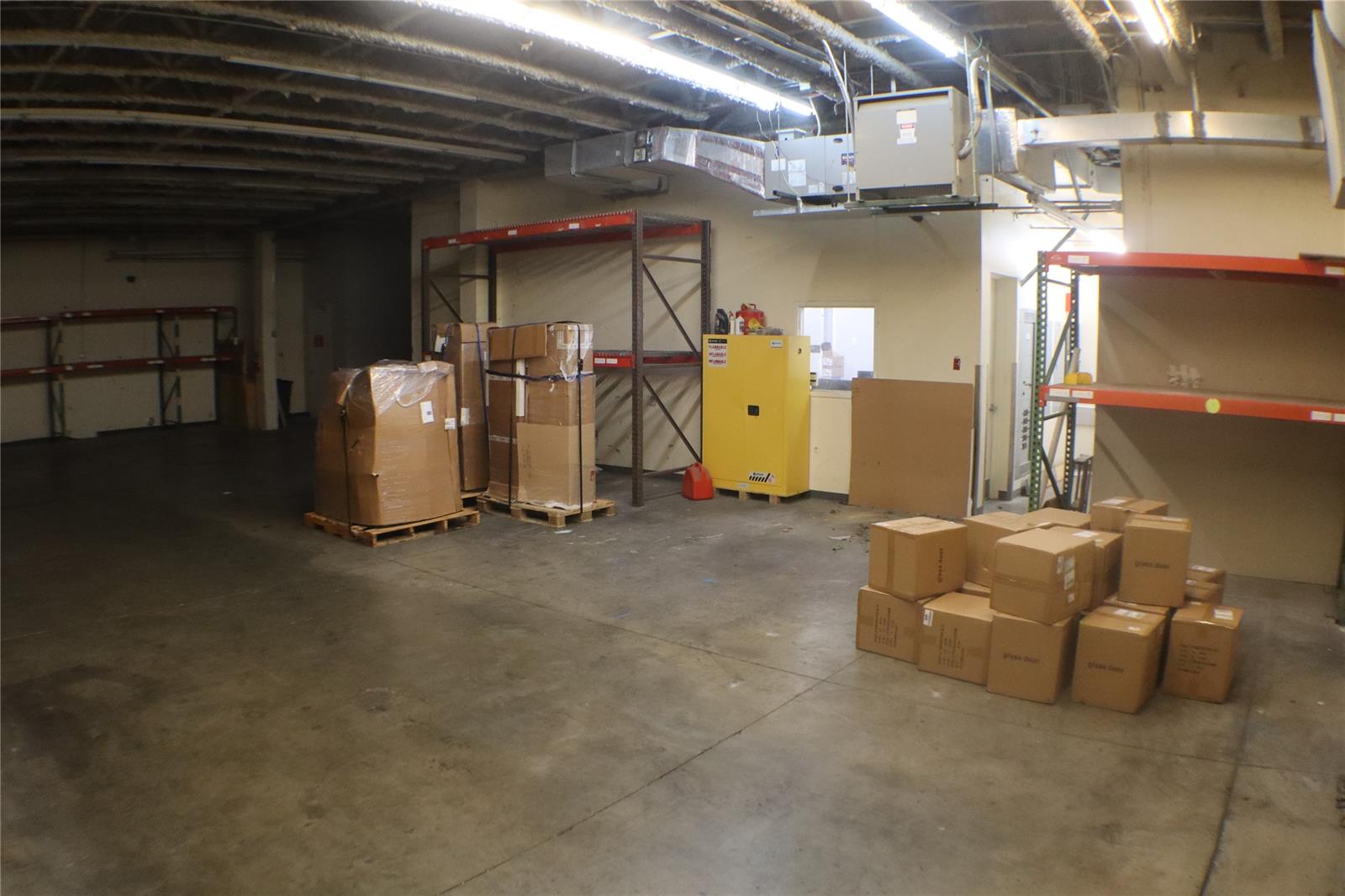 Beautiful Warehouse and Office